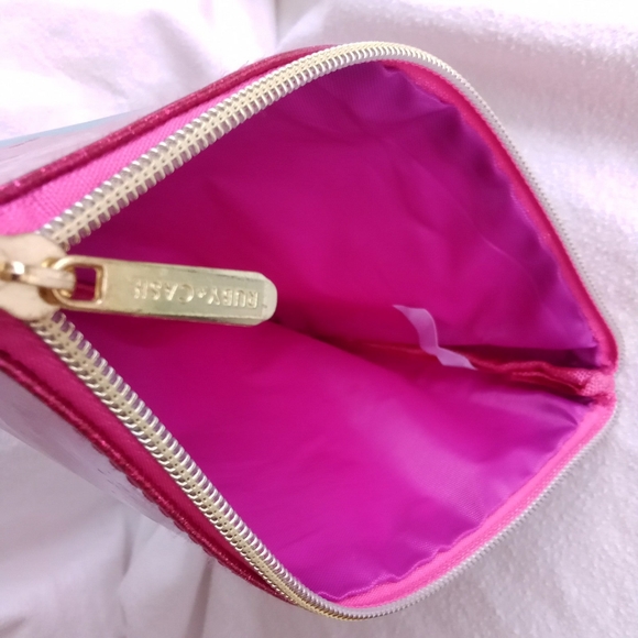 Ruby Cash Unicorn "Stay Magic" Cosmetics Bag - Picture 6 of 7